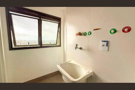 Apartamento para alugar com 243m², 3 quartos e 3 vagas