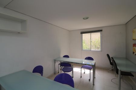 Apartamento à venda com 55m², 2 quartos e 2 vagasOffice