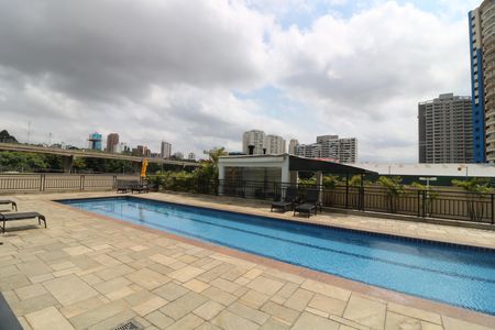 Apartamento à venda com 55m², 2 quartos e 2 vagasÁrea comum - Piscina