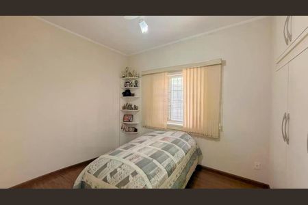Casa à venda com 295m², 4 quartos e 4 vagas