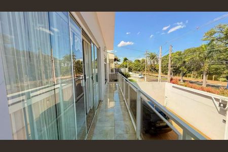 Casa à venda com 4 quartos, 295m² em Jardim Nossa Senhora Auxiliadora, Campinas