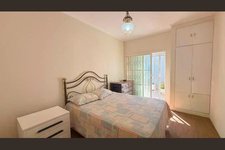 Casa à venda com 295m², 4 quartos e 4 vagas