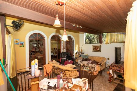 SALA DE TV de casa à venda com 3 quartos, 250m² em Parque São Quirino, Campinas