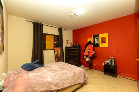Casa à venda com 250m², 3 quartos e 2 vagas Casa à venda com 250m², 3 quartos e 2 vagasQUARTO 2