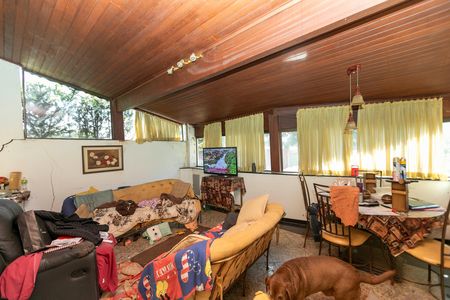 Casa à venda com 250m², 3 quartos e 2 vagas Casa à venda com 250m², 3 quartos e 2 vagasSALA DE TV