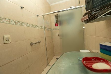 Casa à venda com 250m², 3 quartos e 2 vagas Casa à venda com 250m², 3 quartos e 2 vagasBANHEIRO SUITE