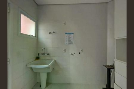 Casa de condomínio para alugar com 240m², 3 quartos e 4 vagas