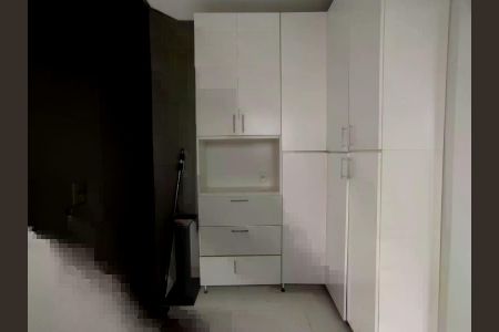 Casa de condomínio para alugar com 240m², 3 quartos e 4 vagas