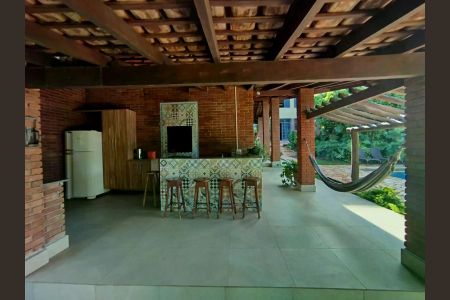 Casa de condomínio à venda com 1382m², 4 quartos e 8 vagas