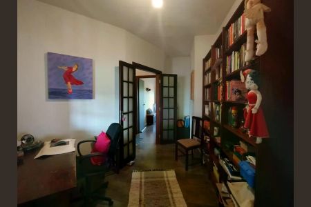 Casa de condomínio à venda com 1382m², 4 quartos e 8 vagas