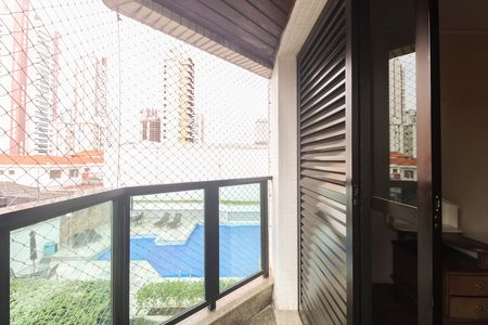 Apartamento para alugar com 179m², 3 quartos e 2 vagasSuíte 2 - Varanda 