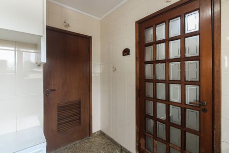 Apartamento para alugar com 179m², 3 quartos e 2 vagasÁrea de Serviço 