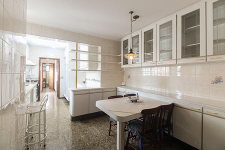 Apartamento para alugar com 179m², 3 quartos e 2 vagasCozinha 