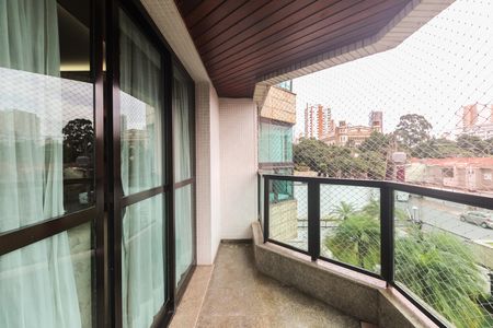 Apartamento para alugar com 179m², 3 quartos e 2 vagasVaranda 
