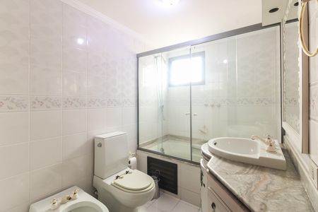 Apartamento para alugar com 179m², 3 quartos e 2 vagasBanheiro Suíte 2 