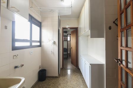 Apartamento para alugar com 179m², 3 quartos e 2 vagasÁrea de Serviço 