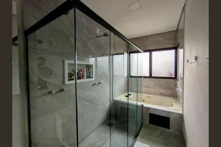 Casa de condomínio à venda com 333m², 5 quartos e 4 vagas