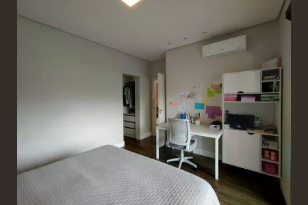 Casa de condomínio à venda com 333m², 5 quartos e 4 vagas