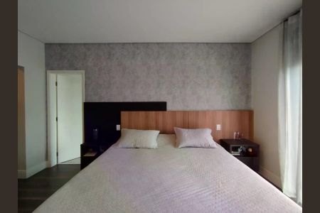 Casa de condomínio à venda com 333m², 5 quartos e 4 vagas