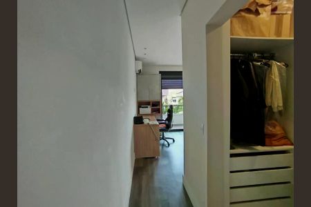 Casa de condomínio à venda com 333m², 5 quartos e 4 vagas
