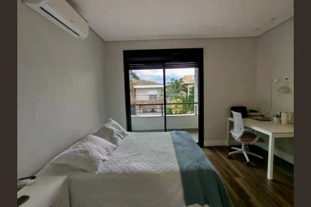 Casa de condomínio à venda com 333m², 5 quartos e 4 vagas