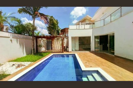 Casa de condomínio para alugar com 276m², 3 quartos e 4 vagas