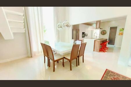 Casa de Condomínio para alugar com 3 quartos, 276m² em Swiss Park, Campinas