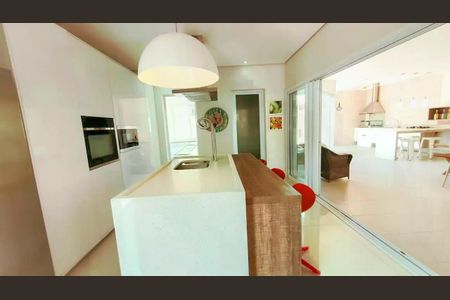 Casa de Condomínio para alugar com 3 quartos, 276m² em Swiss Park, Campinas
