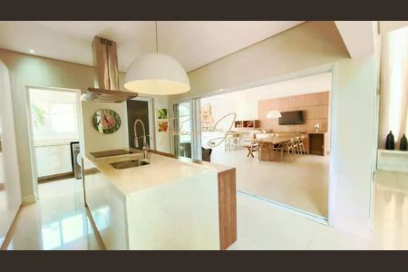 Casa de condomínio para alugar com 276m², 3 quartos e 4 vagas