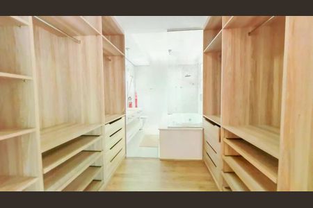 Casa de Condomínio para alugar com 3 quartos, 276m² em Swiss Park, Campinas