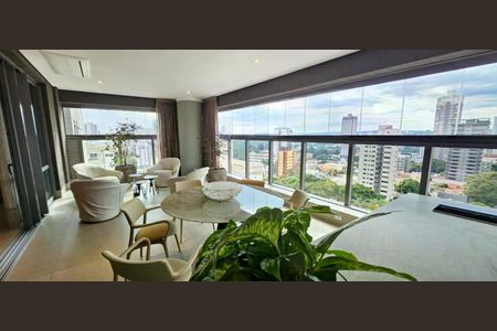 Apartamento à venda com 4 quartos, 316m² em Cambuí, Campinas