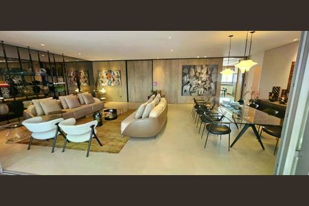 Apartamento à venda com 4 quartos, 316m² em Cambuí, Campinas