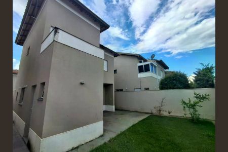 Casa de condomínio para alugar com 283m², 3 quartos e 2 vagas