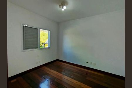Casa de condomínio para alugar com 200m², 4 quartos e 2 vagas