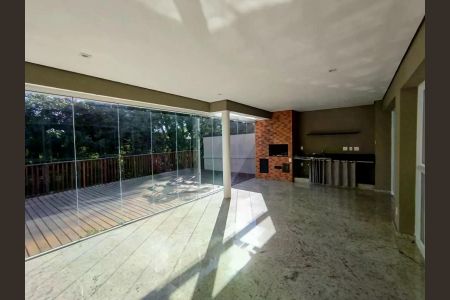 Casa de condomínio para alugar com 200m², 4 quartos e 2 vagas