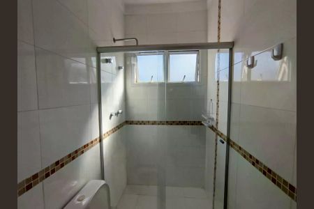 Casa de condomínio para alugar com 200m², 4 quartos e 2 vagas