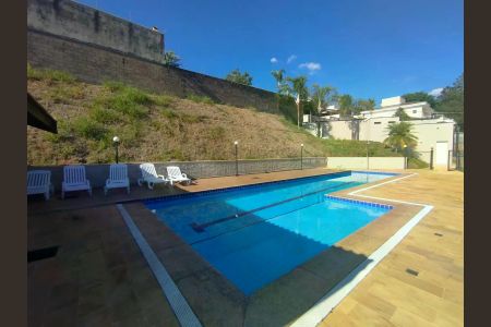 Casa de condomínio para alugar com 200m², 4 quartos e 2 vagas