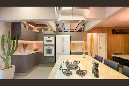 Apartamento à venda com 158m², 2 quartos e 1 vaga