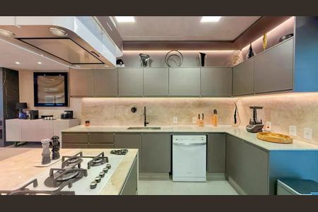 Apartamento à venda com 158m², 2 quartos e 1 vaga