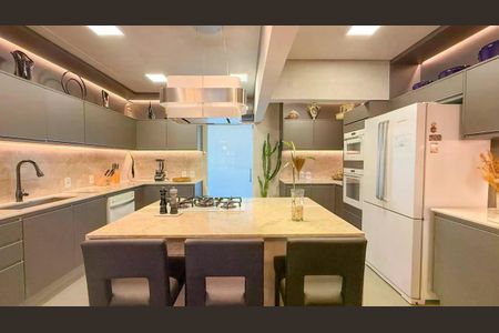 Apartamento à venda com 158m², 2 quartos e 1 vaga