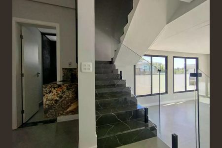 Casa de condomínio à venda com 411m², 4 quartos e 4 vagas