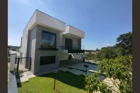Casa de condomínio à venda com 411m², 4 quartos e 4 vagas