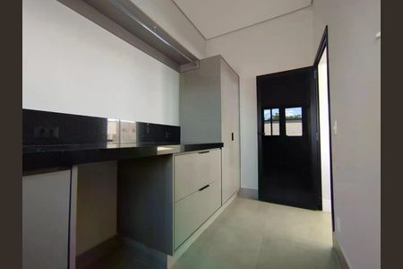 Casa de condomínio à venda com 411m², 4 quartos e 4 vagas