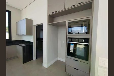 Casa de condomínio à venda com 411m², 4 quartos e 4 vagas