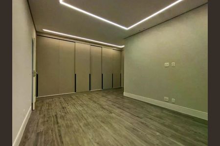 Casa de condomínio à venda com 411m², 4 quartos e 4 vagas