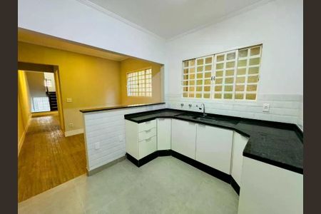 Casa à venda com 125m², 3 quartos e 3 vagas