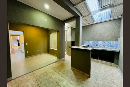 Casa à venda com 125m², 3 quartos e 3 vagas