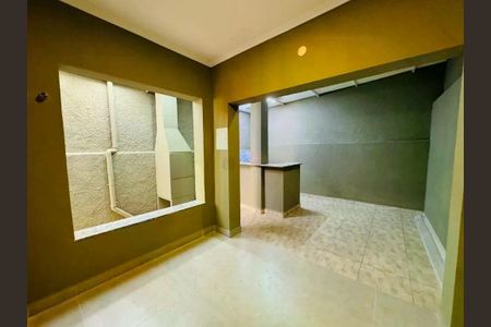 Casa à venda com 125m², 3 quartos e 3 vagas