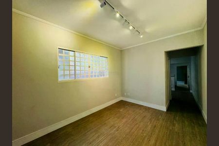 Casa à venda com 125m², 3 quartos e 3 vagas