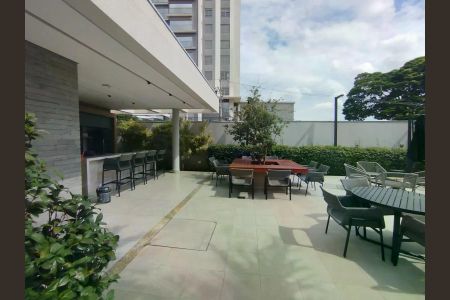 Apartamento para alugar com 121m², 3 quartos e 2 vagas